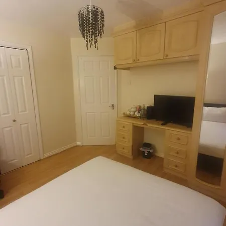 Double Size And Single Room In Barking Barking  Exterior photo