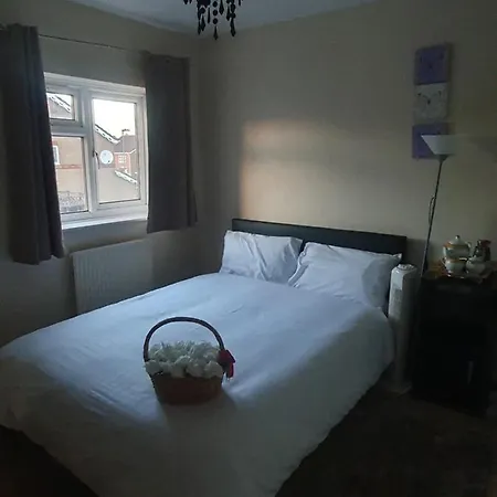 Double Size And Single Room In Barking Barking  Exterior photo