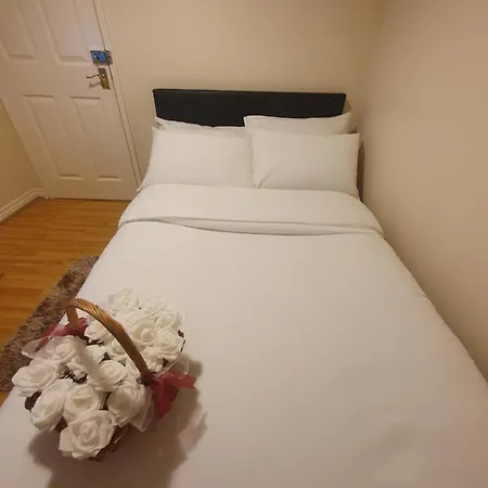 Double Size And Single Room In Barking Barking  Exterior photo