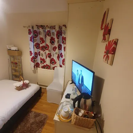 Double Size And Single Room In Barking Barking  Exterior photo