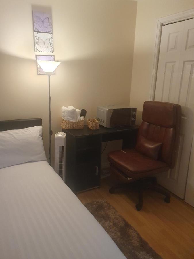 Double Size And Single In Barking Homestay Barking (Greater London)