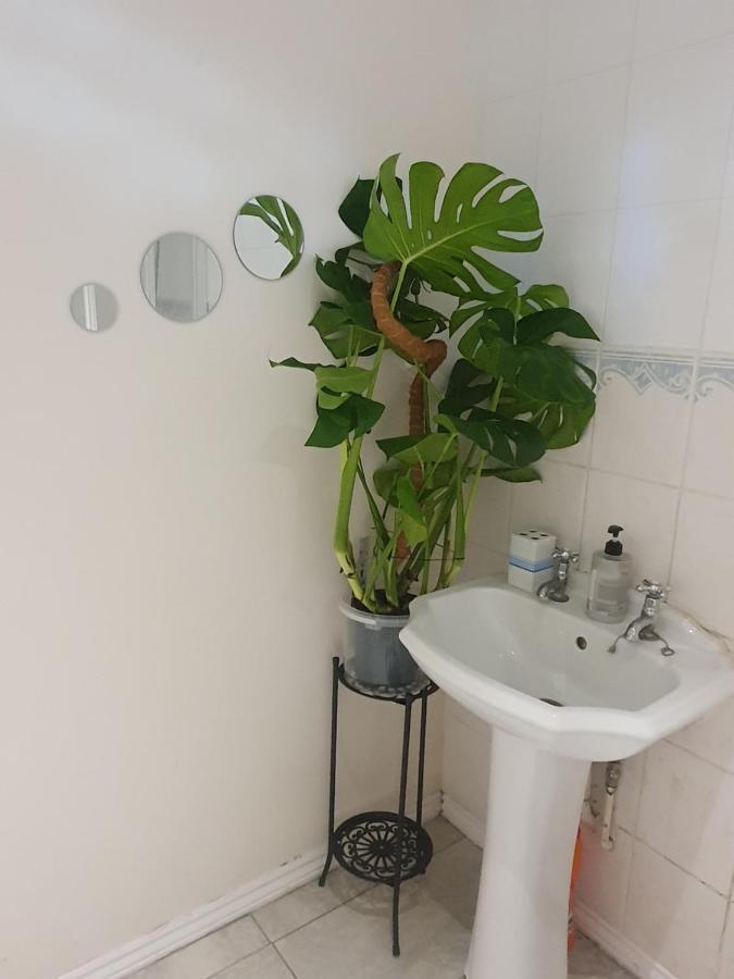 Double Size And Single In Barking Homestay Barking (Greater London)
